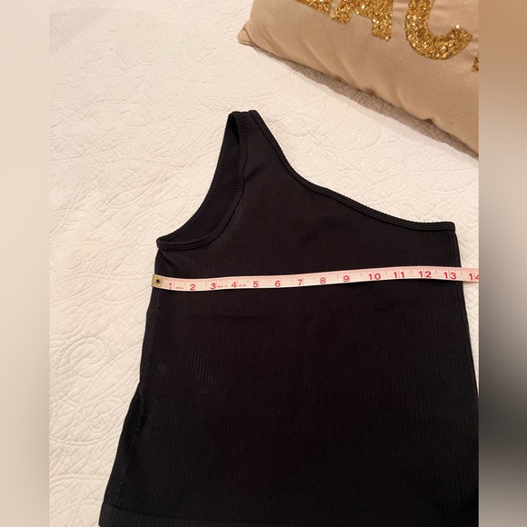 Maje asymmetrical tank - Picture 4 of 6